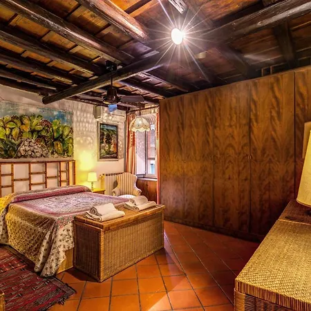 Magenta Collection Egidio